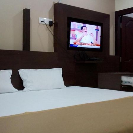 Divya Lodge Haidarábád Kültér fotó