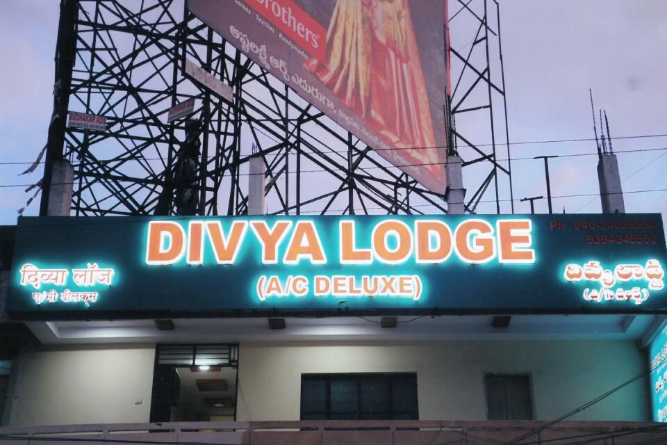 Divya Lodge Haidarábád Kültér fotó