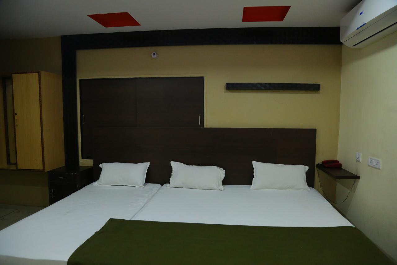 Divya Lodge Haidarábád Kültér fotó