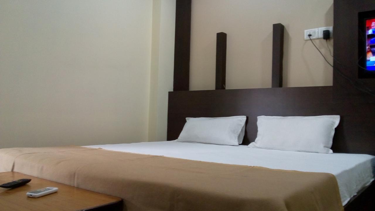 Divya Lodge Haidarábád Kültér fotó