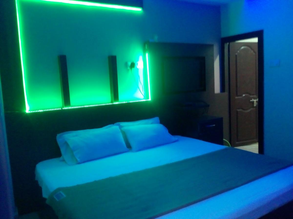 Divya Lodge Haidarábád Kültér fotó